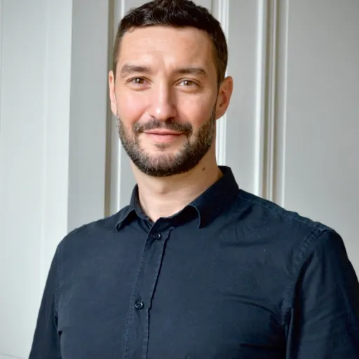 Interview de Guillaume Mouzet de Akigora : Réseauter efficacement avec des Experts métiers